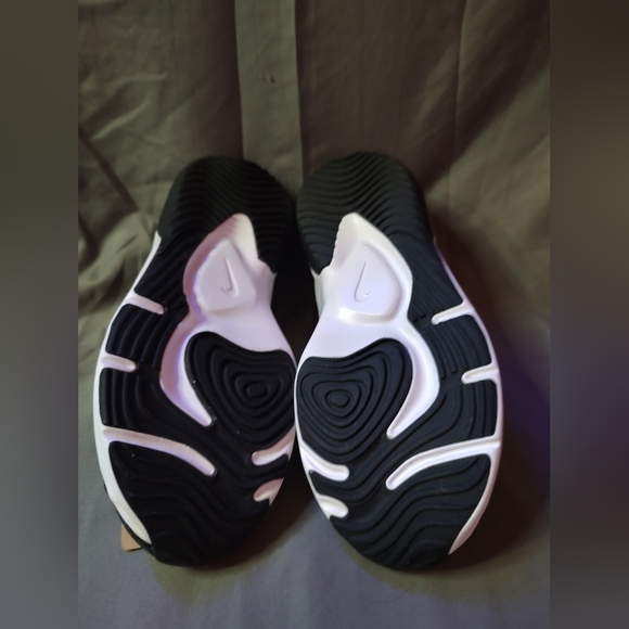 W nike legend essential 3 nn - Picture 4 of 5